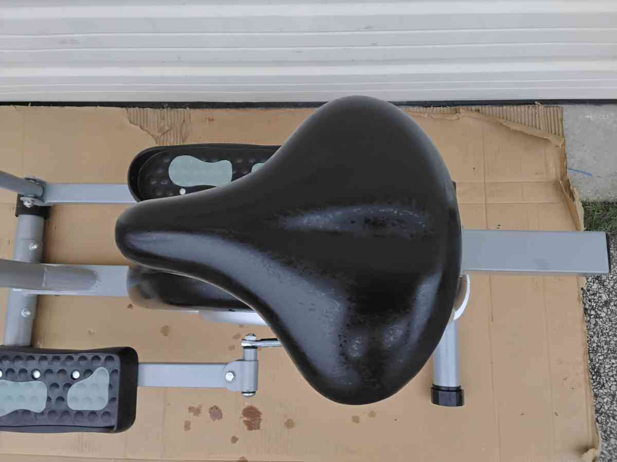 Nice Cardio Dual Trainer Machine with Digital Readout - Williamstown, New Jersey - FleaMarketBay