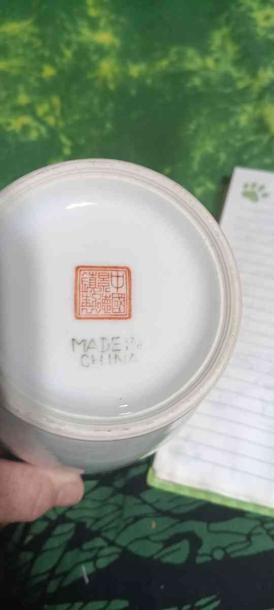 CHRISTMAS SALE HUGE SALE export porcelain vase - Akron, Ohio - FleaMarketBay