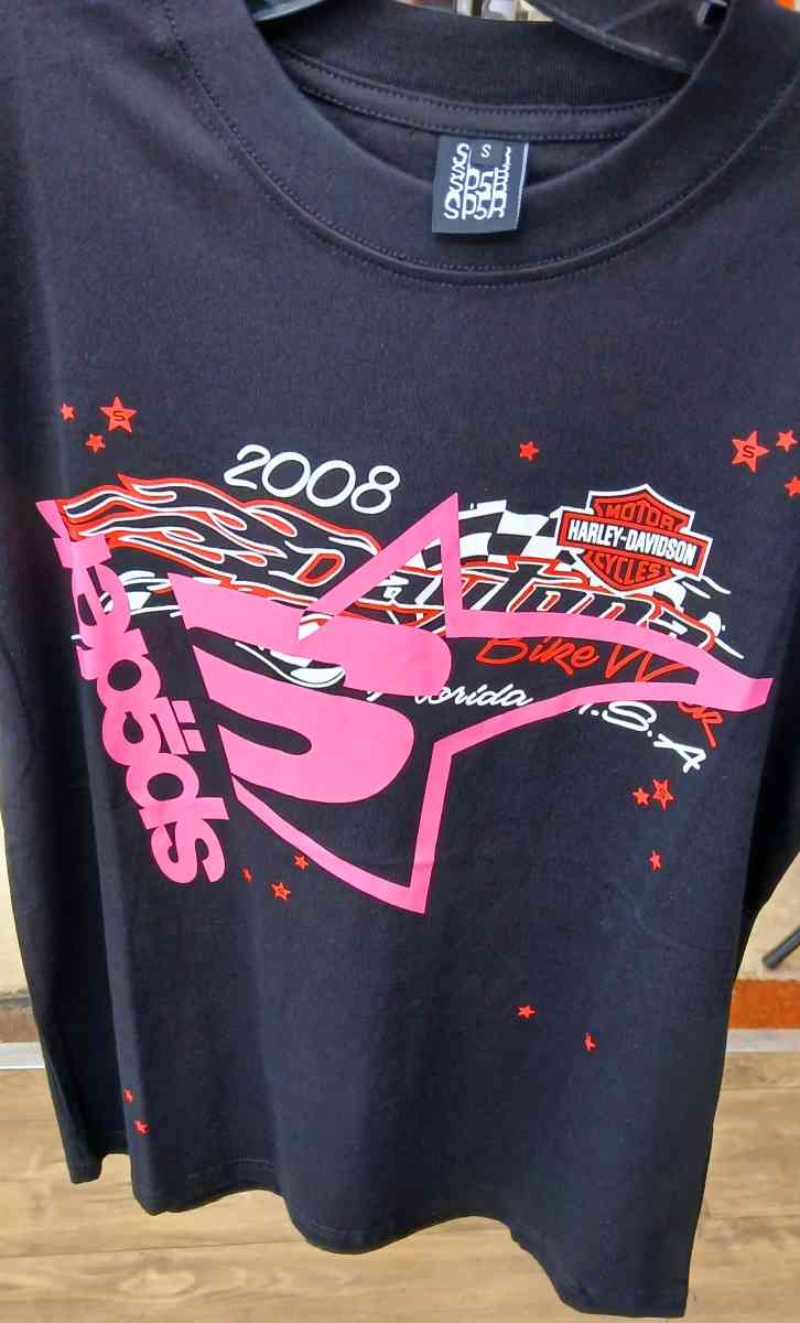 shirts - Jonesboro, Georgia - FleaMarketBay