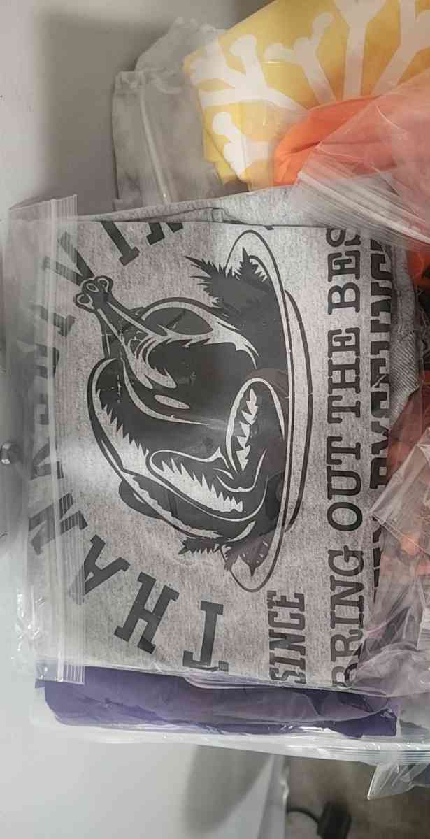 tshirts - Gaston, South Carolina - FleaMarketBay