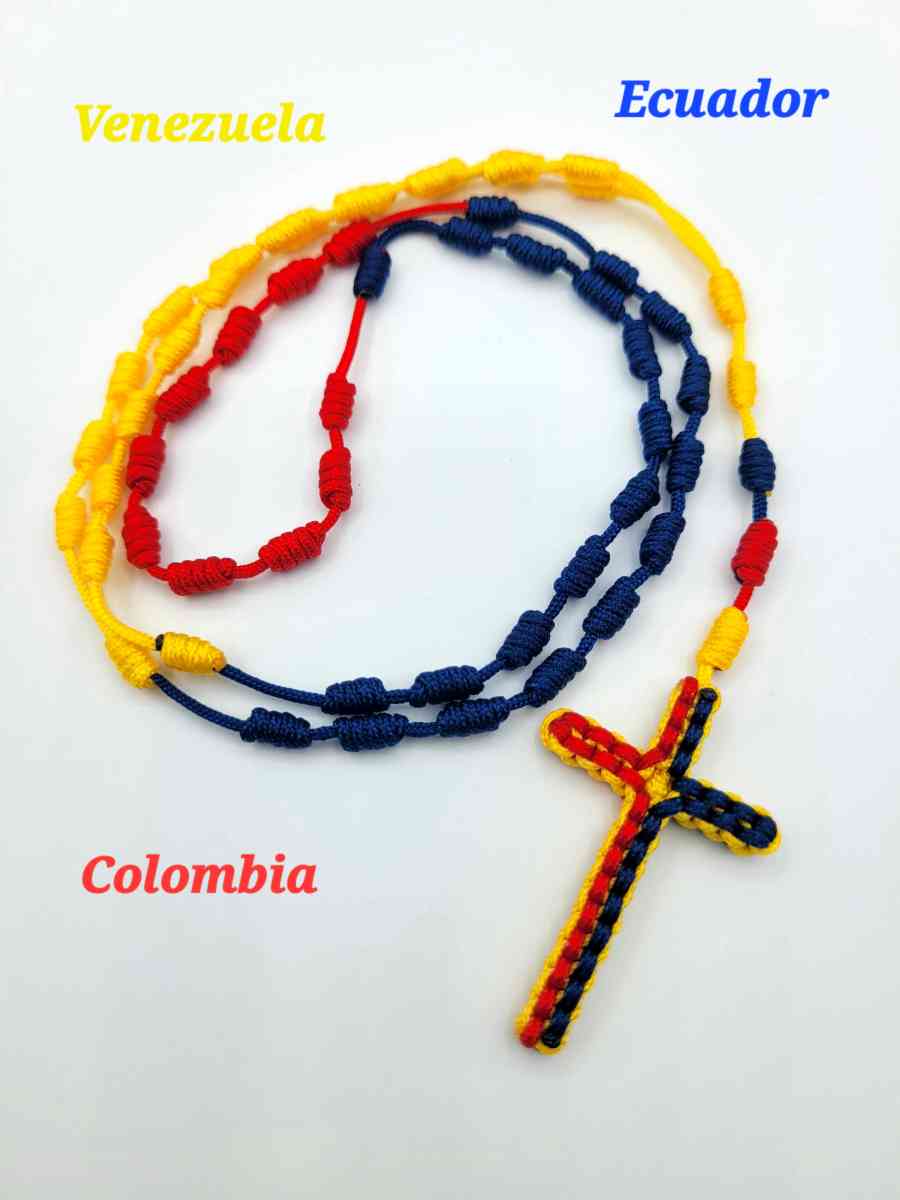 Rosario Nuevo Anudado con la Cruz de colores de Venezuela - Miami, Florida - FleaMarketBay
