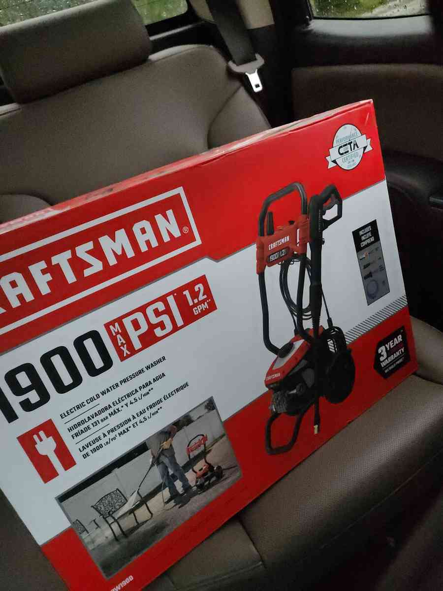 new still un box - Chapin, South Carolina