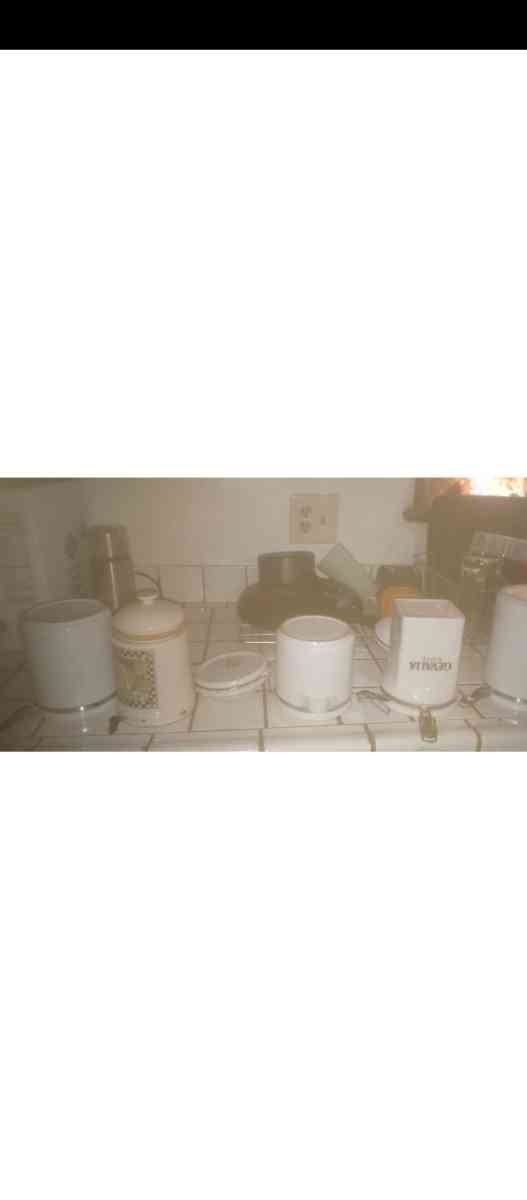 Jars set of 5 - Lodi, California