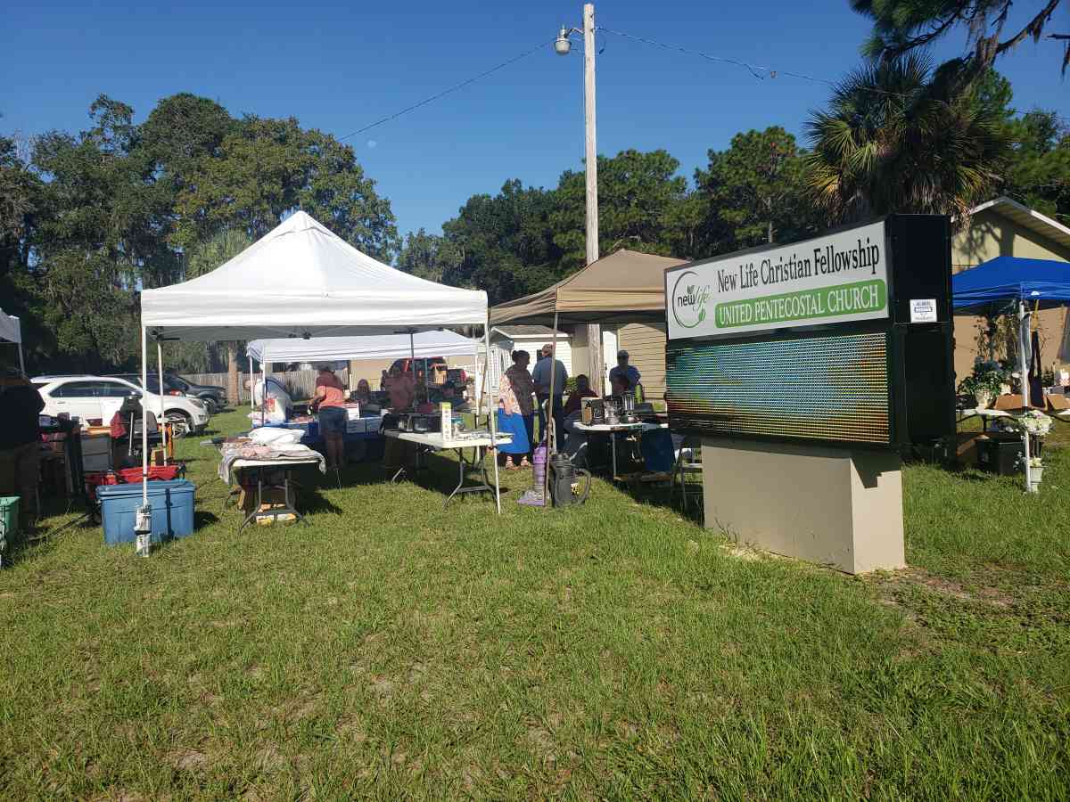 Church garage sale - Crystal River, Florida