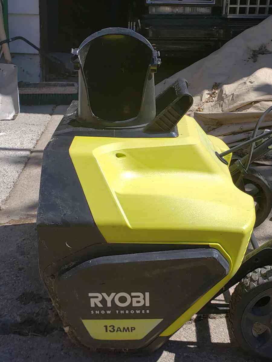 Electric snowblower - Salt Lake City, Utah - FleaMarketBay
