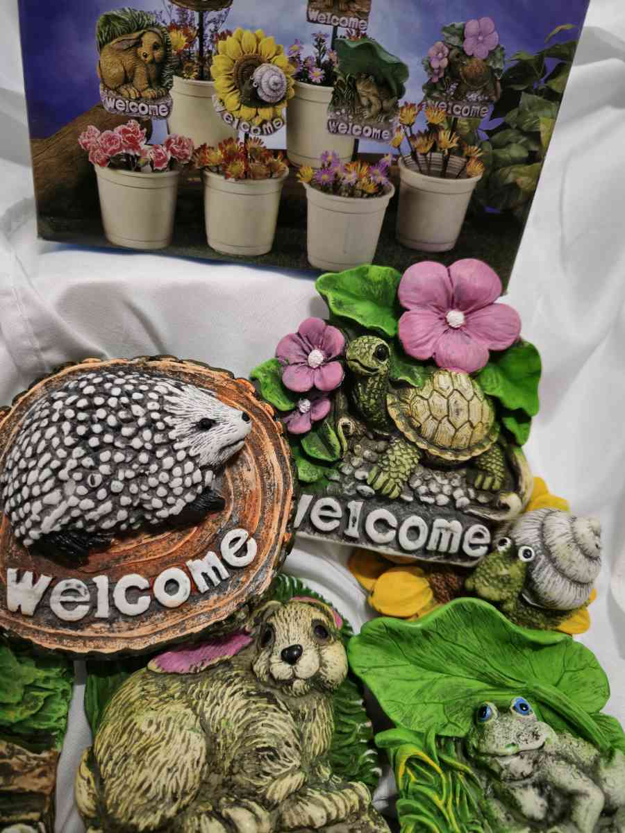 welcome signs for your front yard of a house - Jamaica, New York