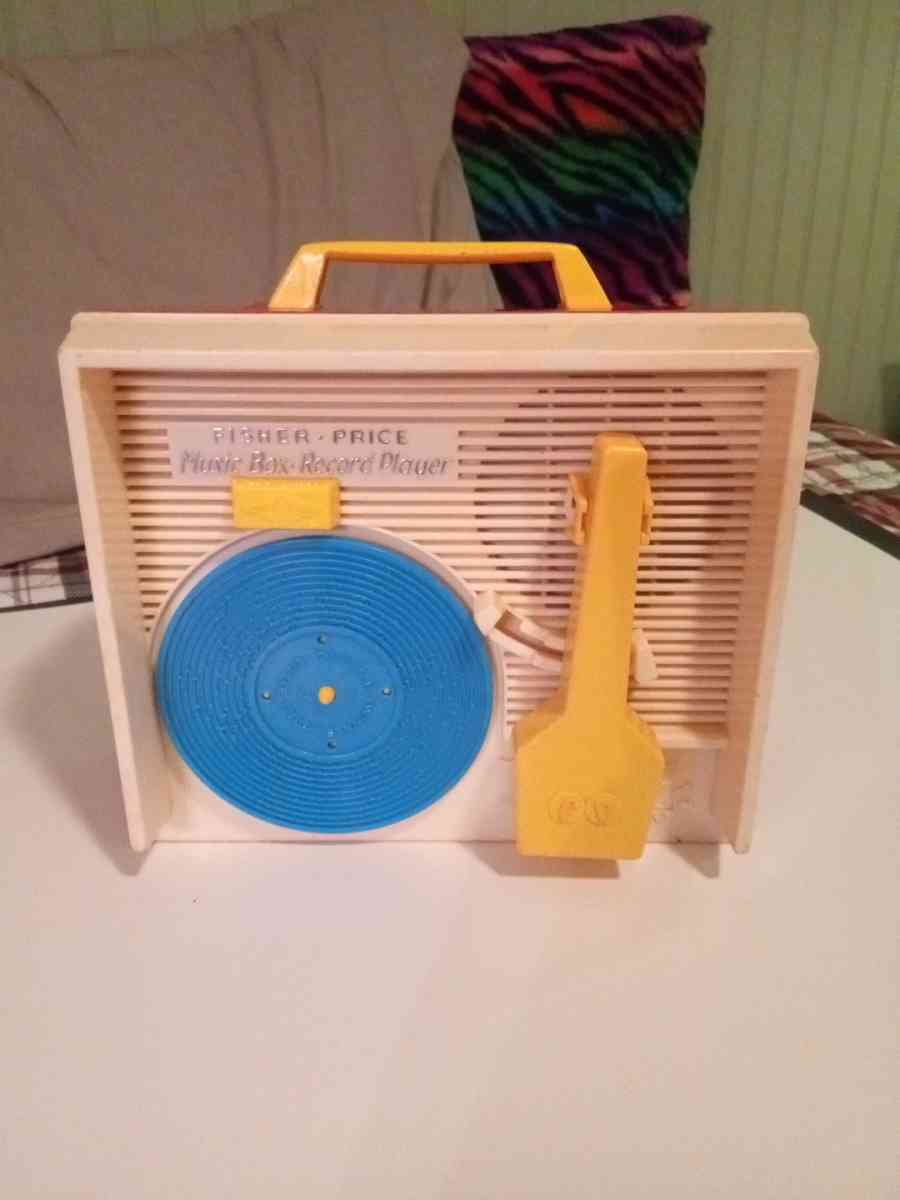 Fisher Price Music Record Player with five records - Kennesaw, Georgia - FleaMarketBay