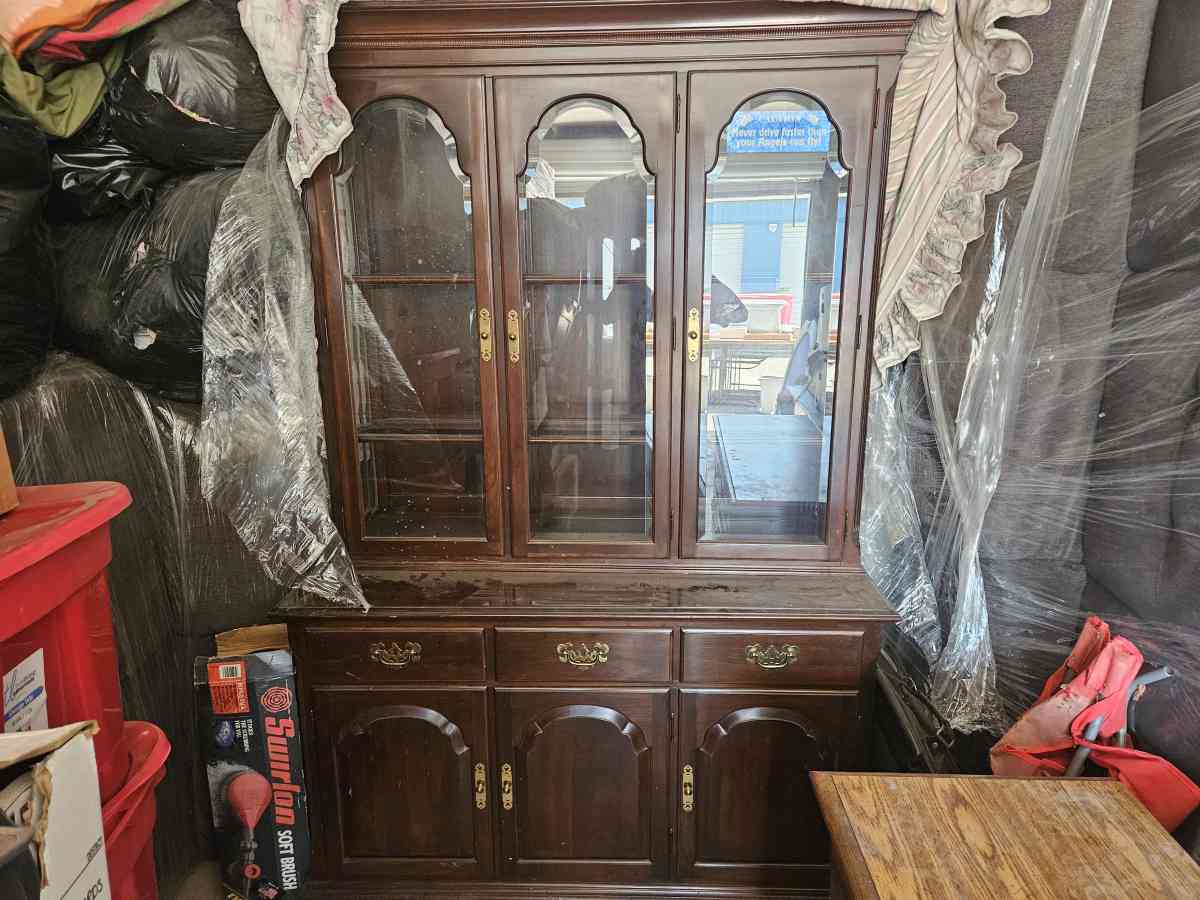 China Hutch - Camp Verde, Arizona - FleaMarketBay
