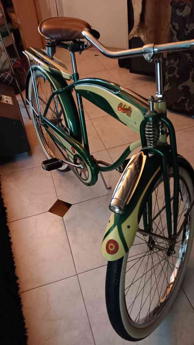 Columbia bicycle reproduction 1952 - Boca Raton, Florida