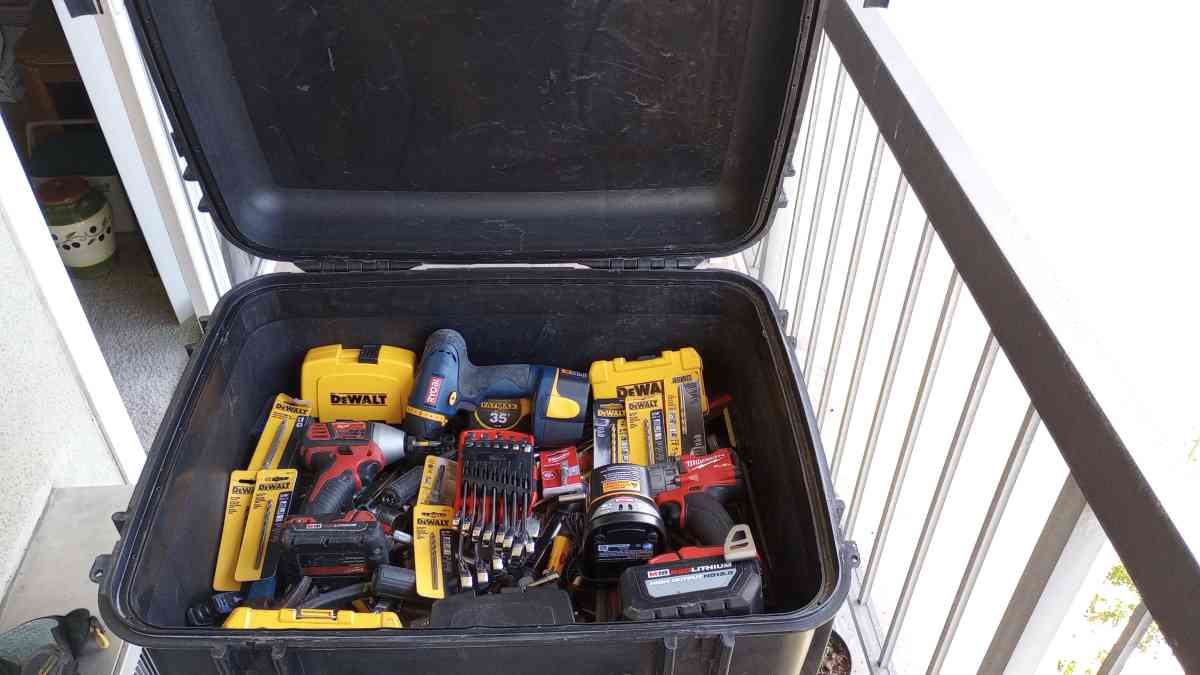 My Tools Set - Los Angeles, California - FleaMarketBay