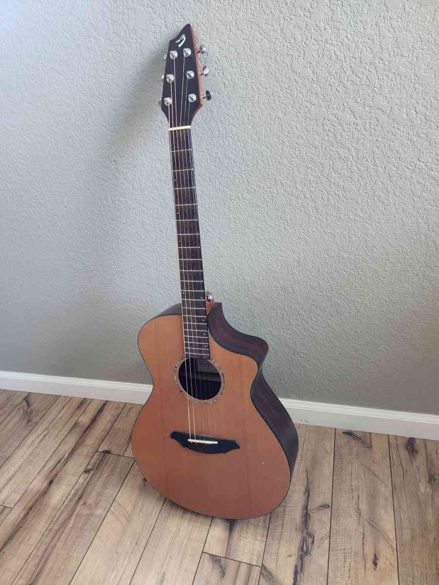 Breedlove ATLAS AC250CR AcousticElectric Guitar - Manteca, California - FleaMarketBay