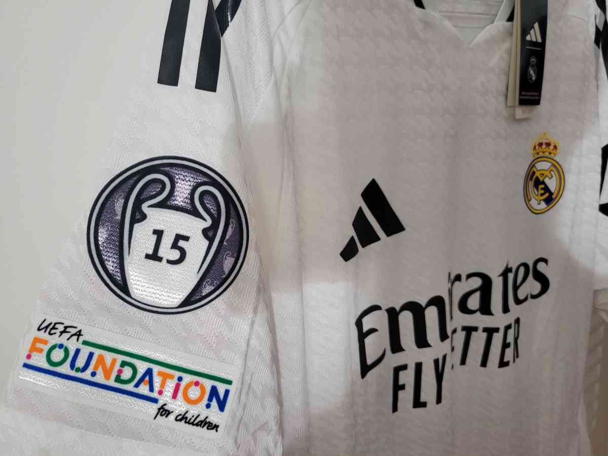 Real Madrid 2025 Player Version Size L 2XL Modric - Miami, Florida - FleaMarketBay