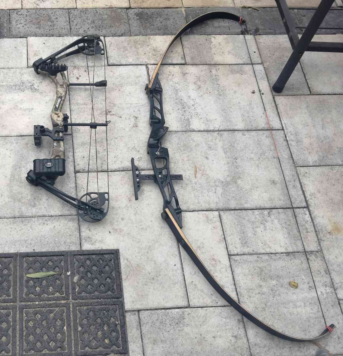 traditional bow compound bow and arrows - Chesapeake, Virginia - FleaMarketBay