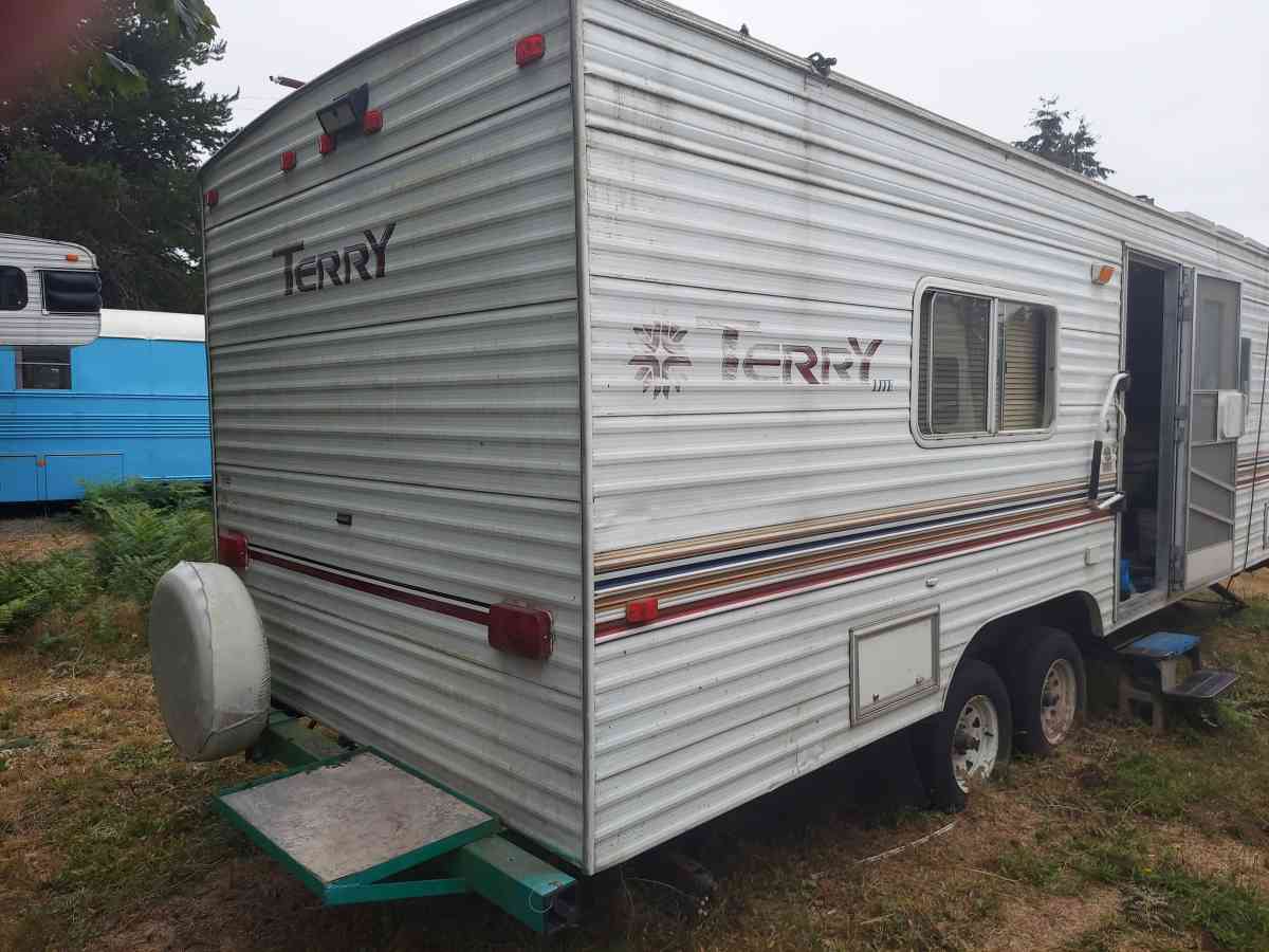 23 foot Terry Travel Trailer - Tumwater, Washington - FleaMarketBay