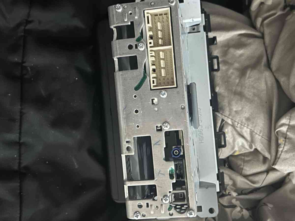 Kia rio 2020 car radio - Fayetteville, North Carolina - FleaMarketBay