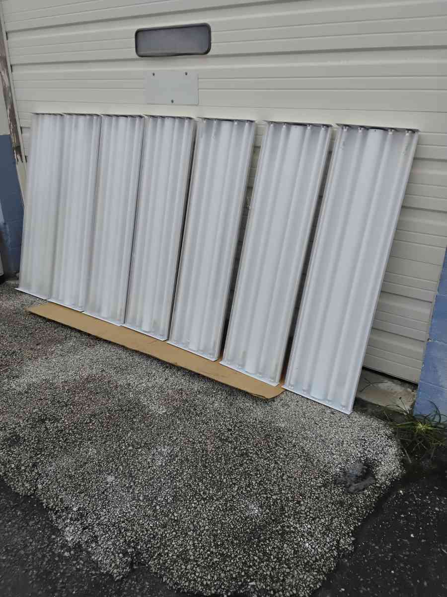 Nice White Commercial Lighting Uints 54 X 14 Like New - Williamstown, New Jersey - FleaMarketBay