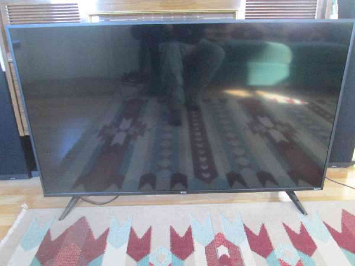 TCL Roku TV 4K  49 inches - Ellenburg, New York - FleaMarketBay