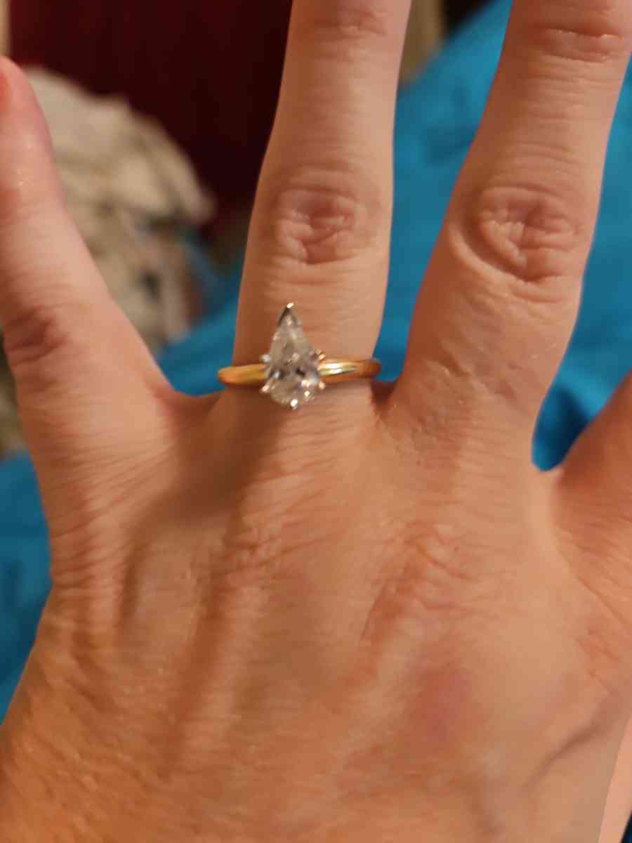 1ct Natural diamond engagement ring - Mountain City, Tennessee - FleaMarketBay