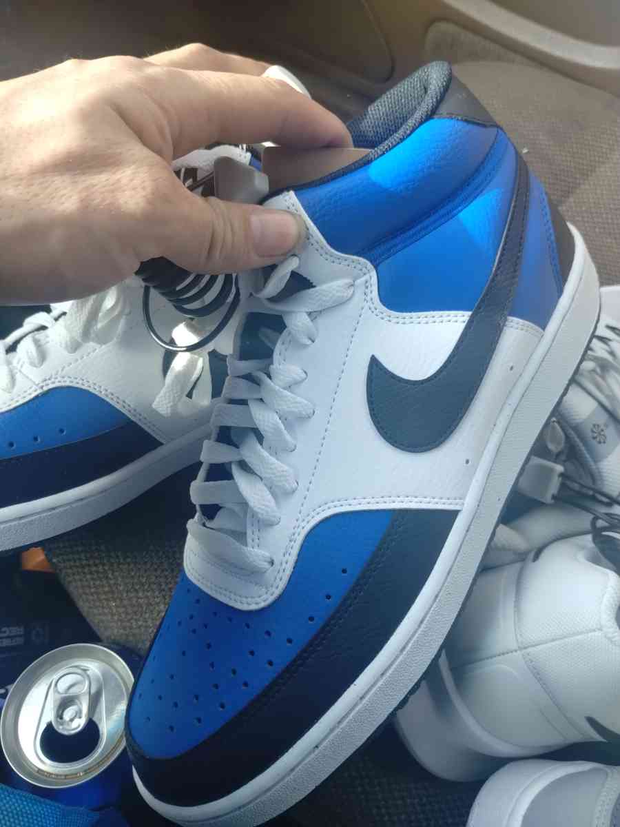 mens Nike shoes brand new - Auburn, Washington - FleaMarketBay