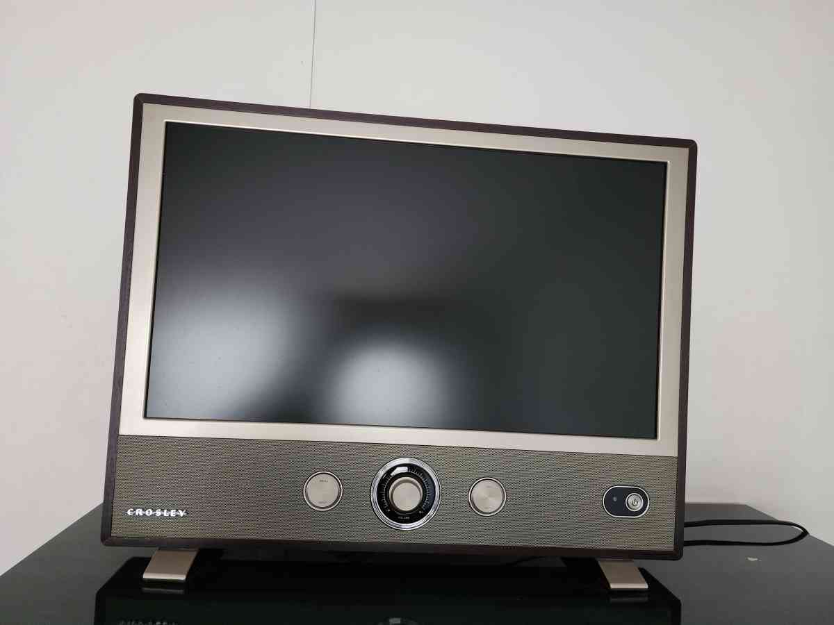 Crosby retro looking tv - Gettysburg, Pennsylvania - FleaMarketBay