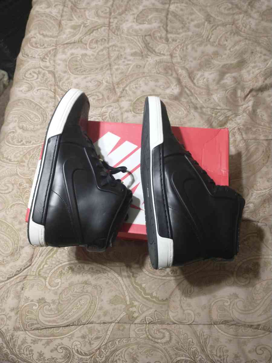 Nike Shoes - Bakersfield, California