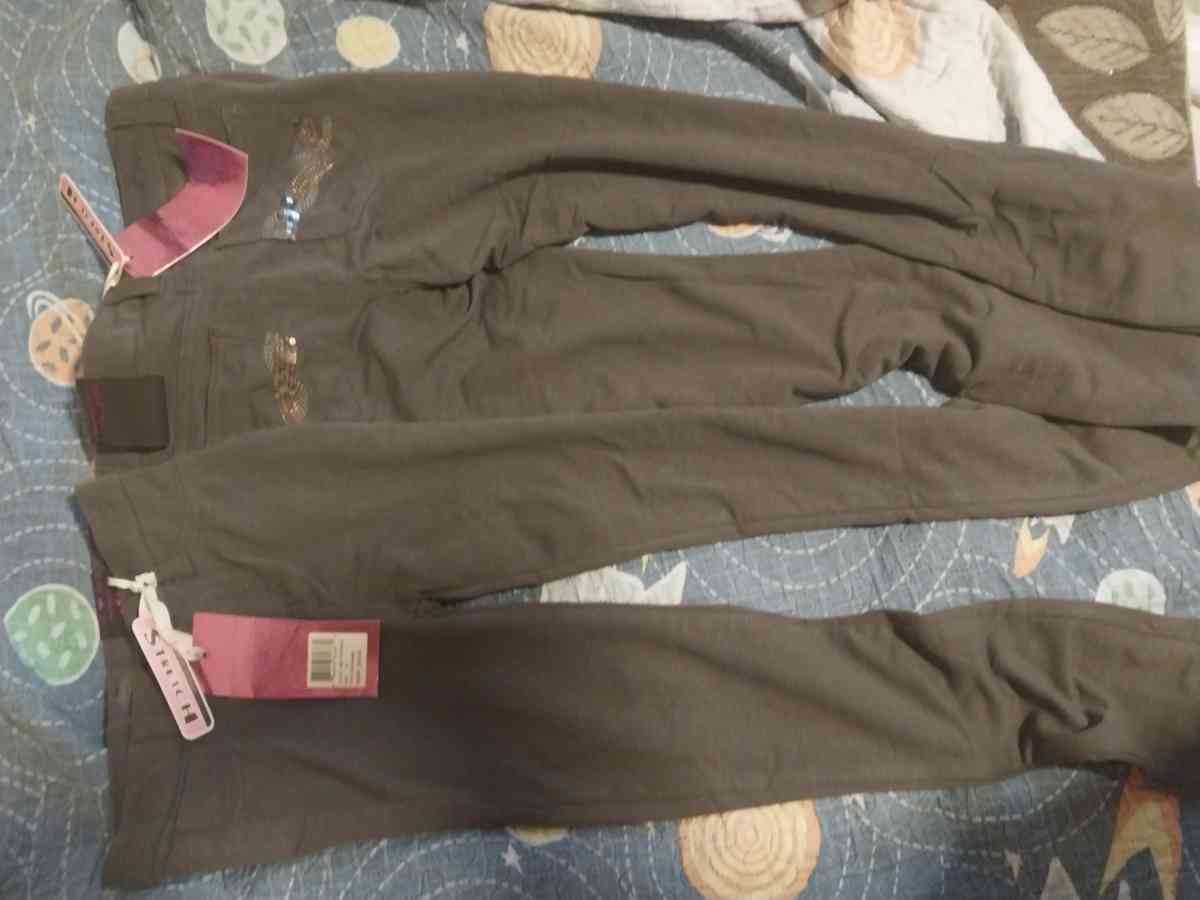 vendo ropa barata 3 por 10 - Plainfield, New Jersey - FleaMarketBay