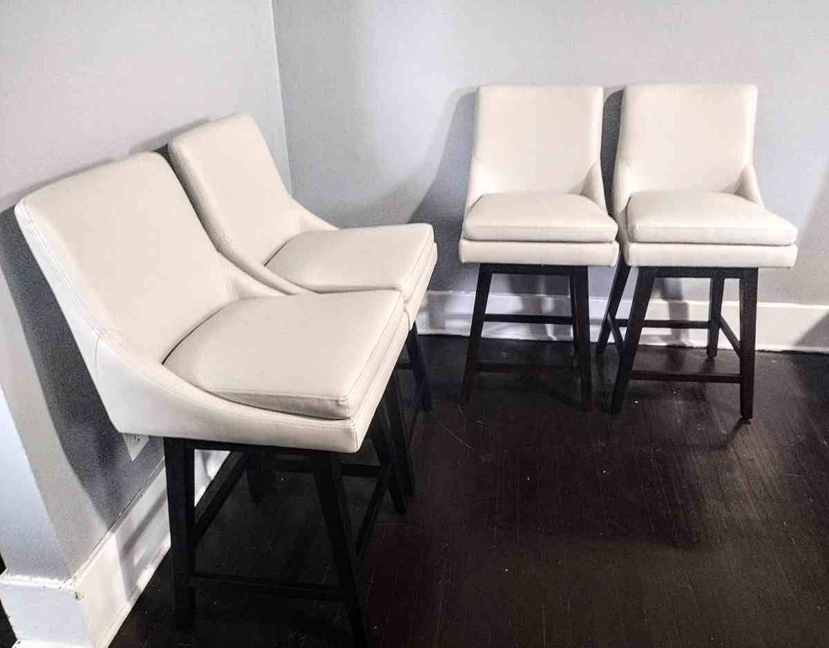 Lissa Light Gray Faux Leather Swivel Counter Stool Set Of 4 - Detroit, Michigan - FleaMarketBay