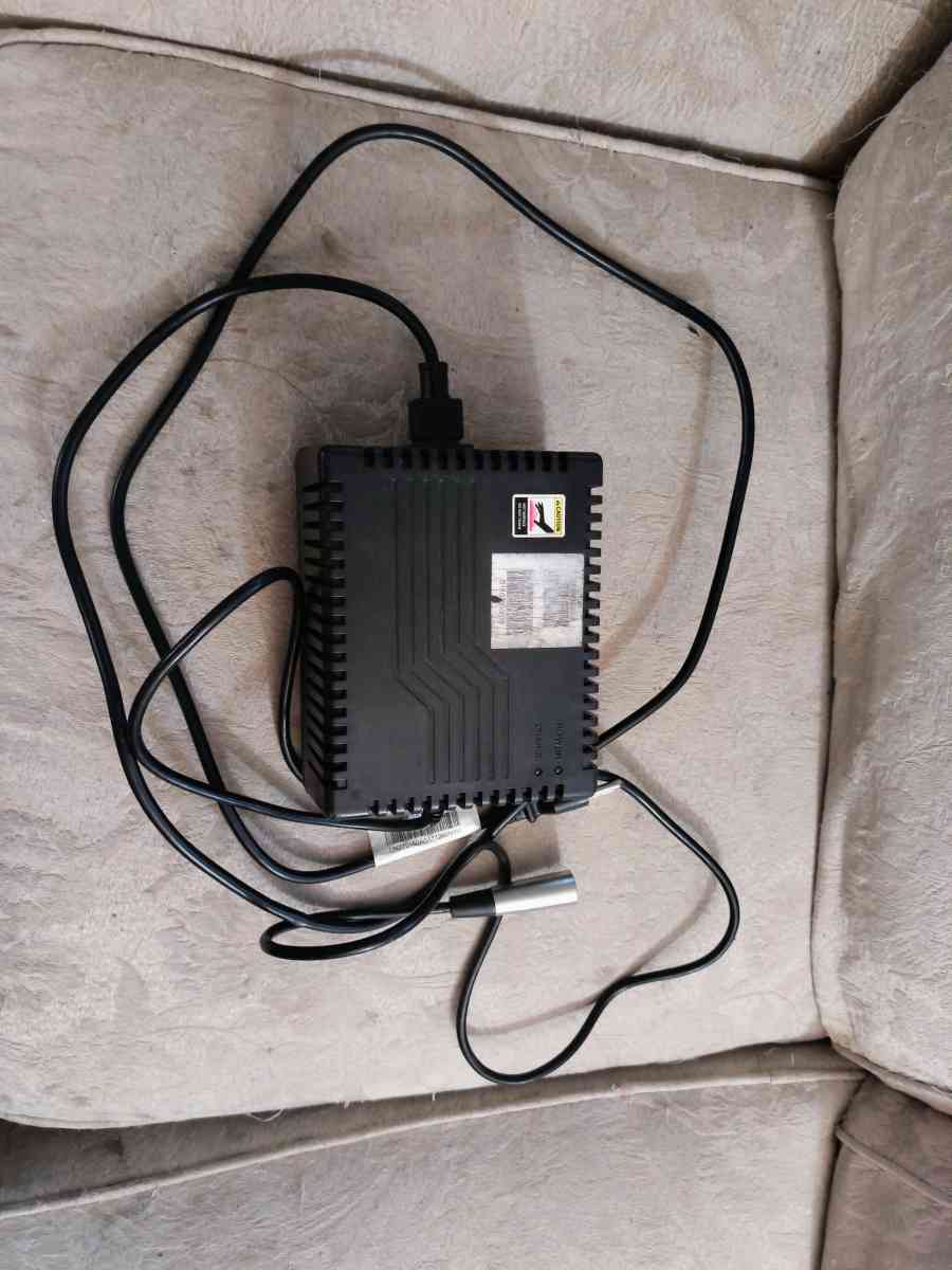 Blue And Black Pride Maxima Mobility Scooter - Daytona Beach, Florida - FleaMarketBay