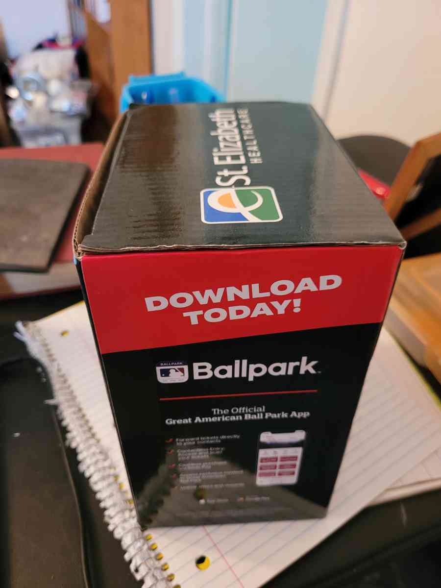 Reds baseball Bobblehead  De LA Cruz - Oxford, Ohio