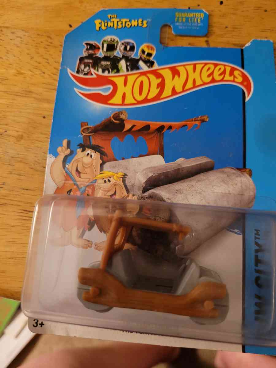 hot wheels  the Flintstones  the flintmoble - Oxford, Ohio - FleaMarketBay