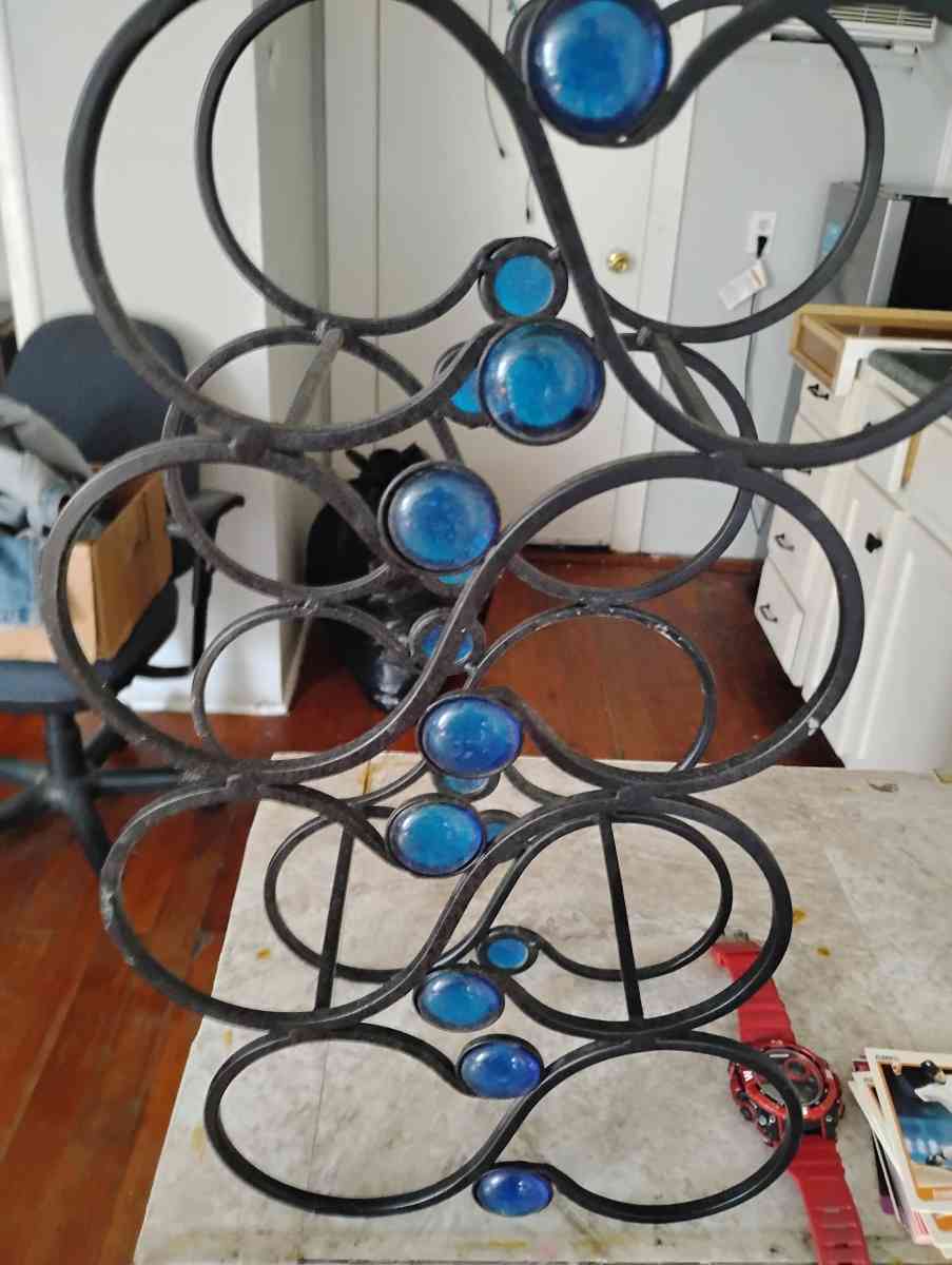 wine bottle holder - Saint Joseph, Missouri