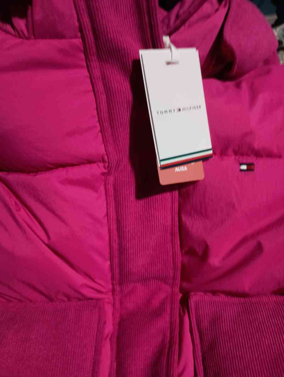 Tommy Hilfiger Girls Puffer Coat - Acworth, Georgia