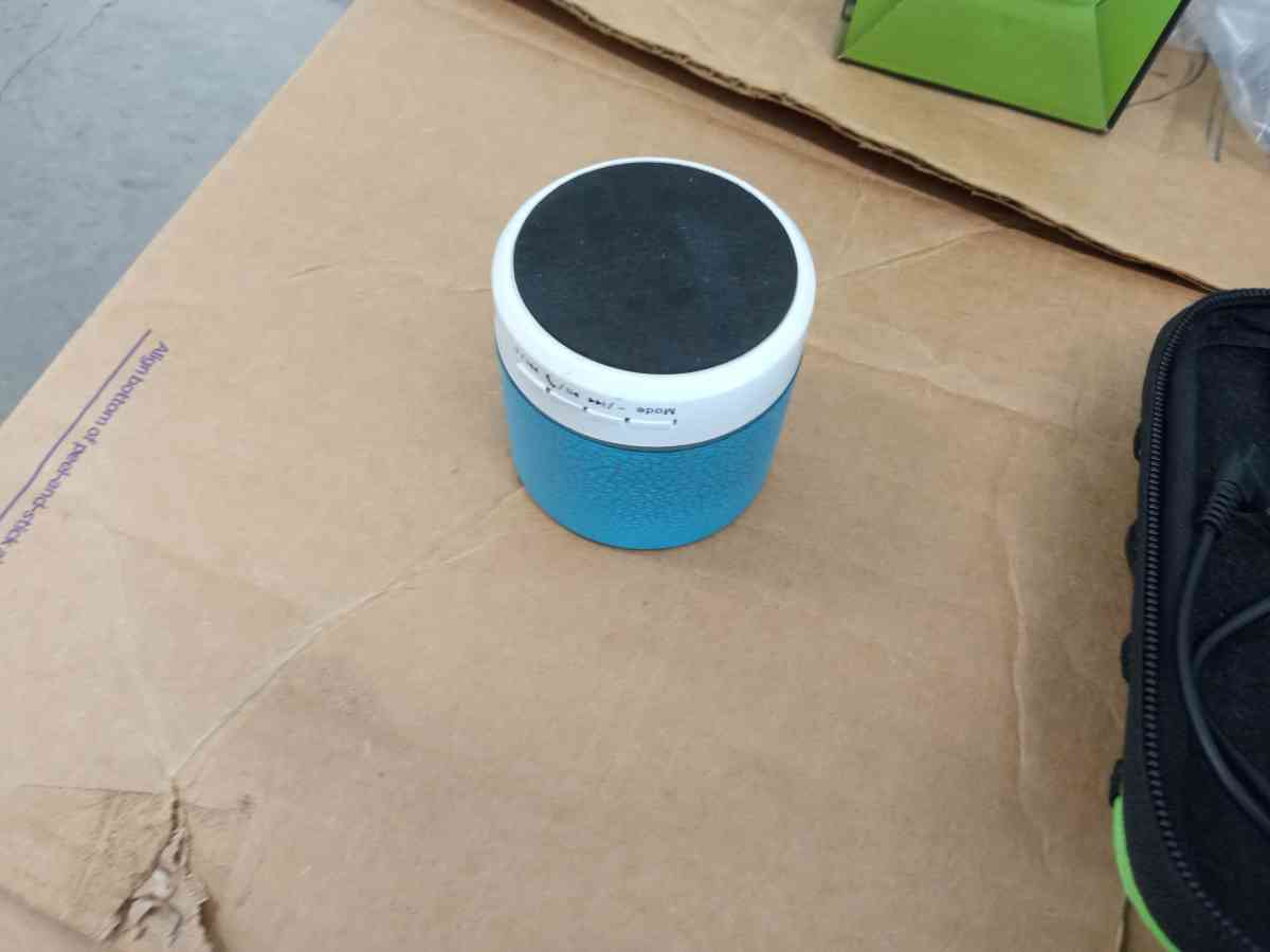 the 3 portables speaker - Belmont, California - FleaMarketBay