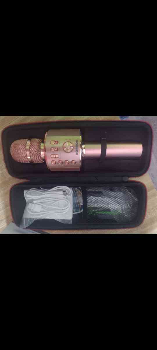 BLUETOOTH MICROPHONE - Aguila, Arizona