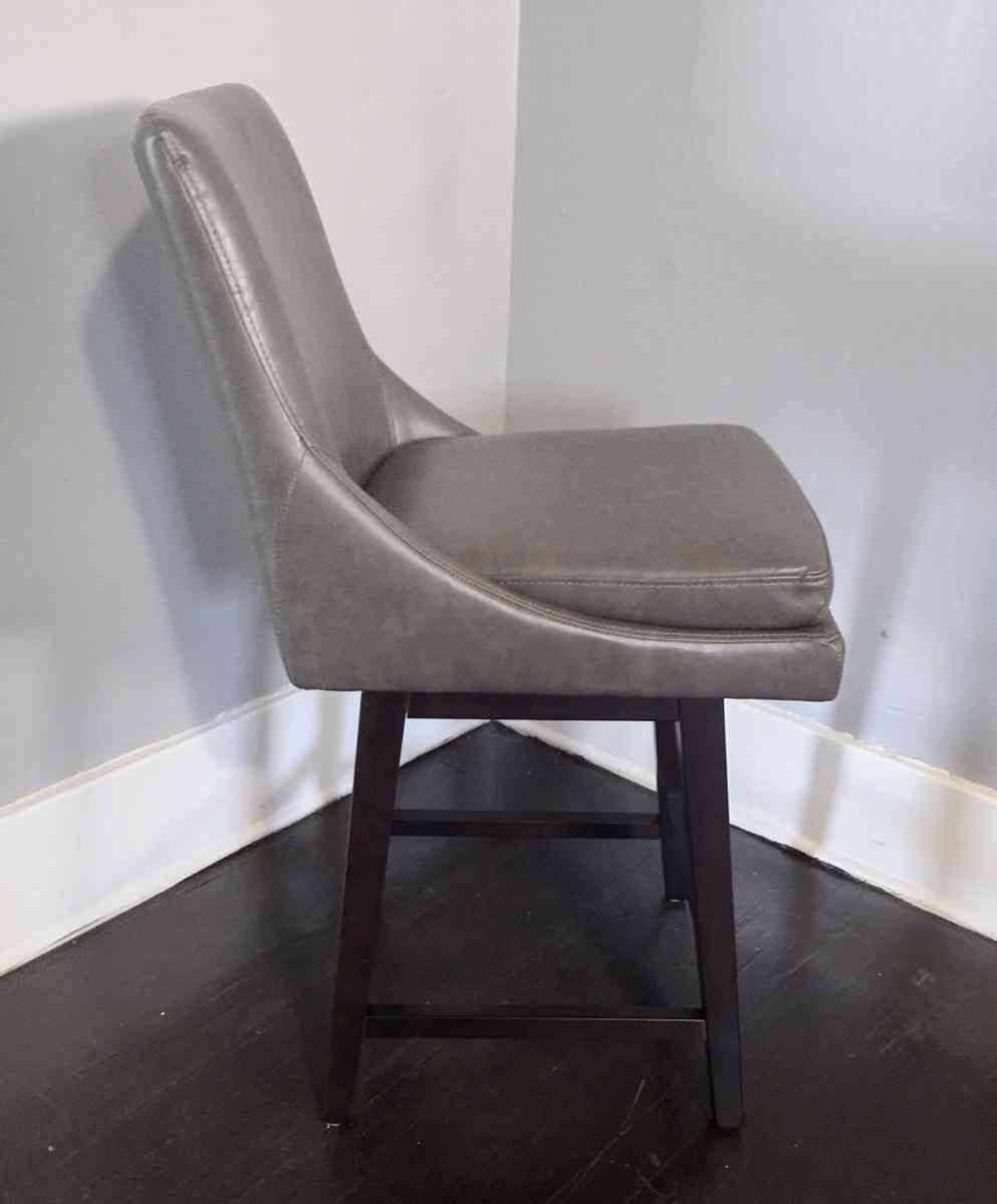 Lissa Retro Gray Swivel Bar Counter Stool - Detroit, Michigan - FleaMarketBay