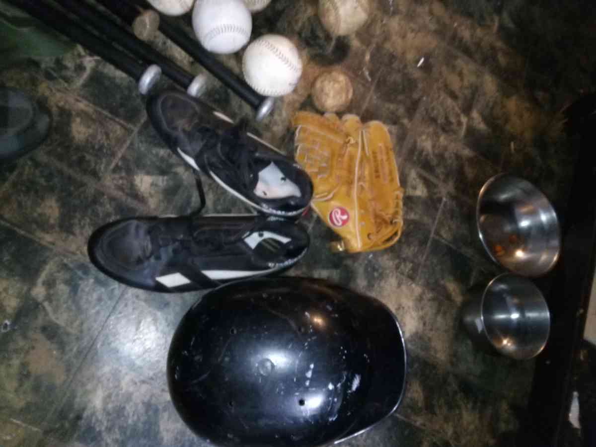 little league gear - Arlington, Texas - FleaMarketBay