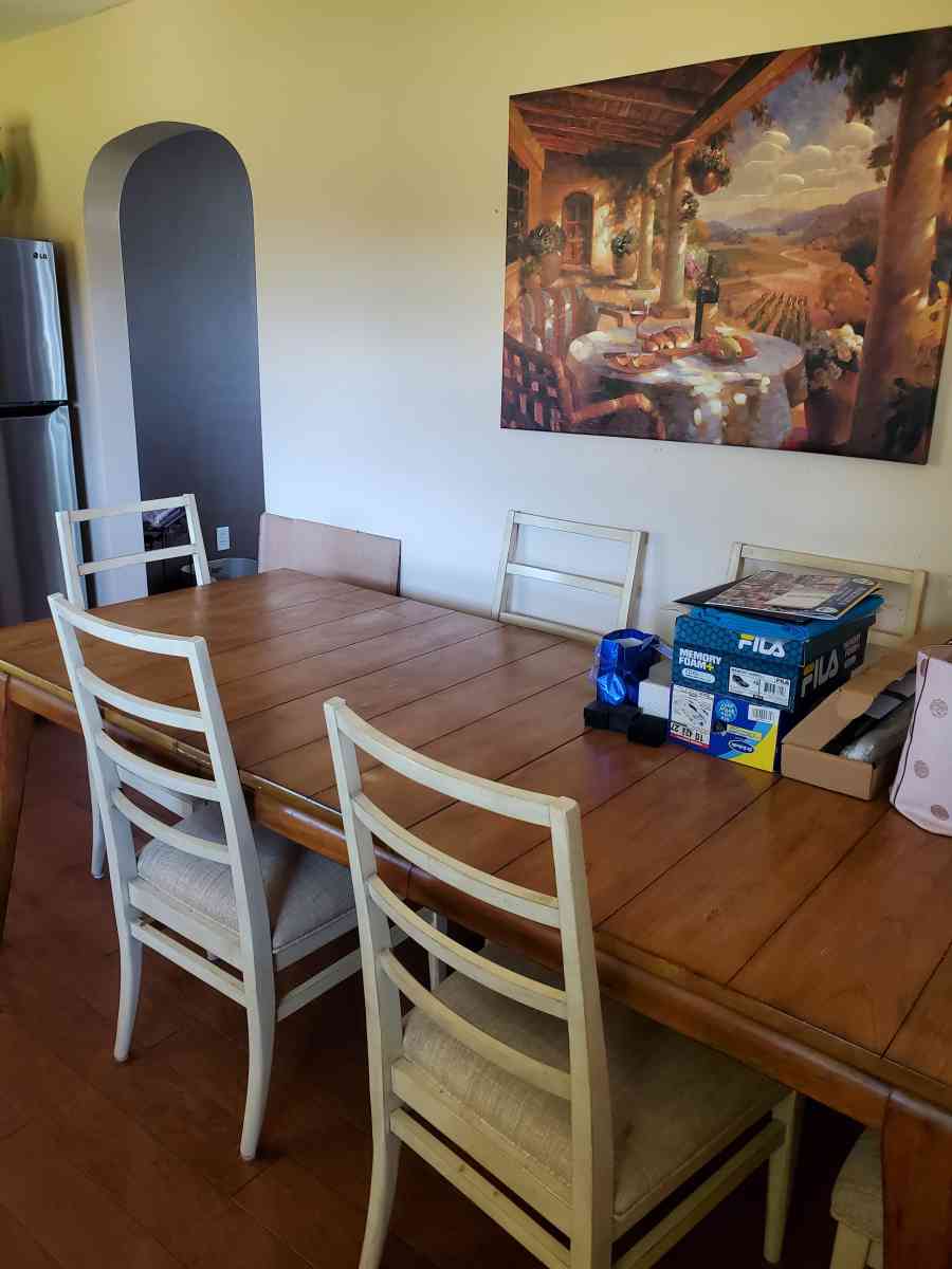 dining table 6 chaird - Zanesville, Ohio - FleaMarketBay