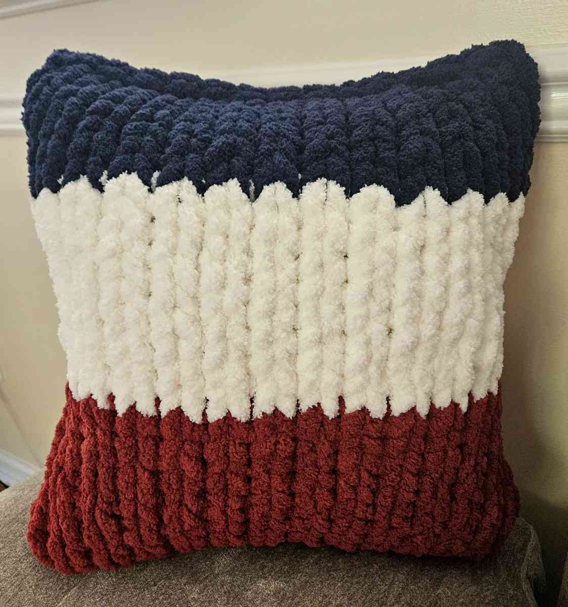 USA Throw Pillow - Durham, North Carolina - FleaMarketBay