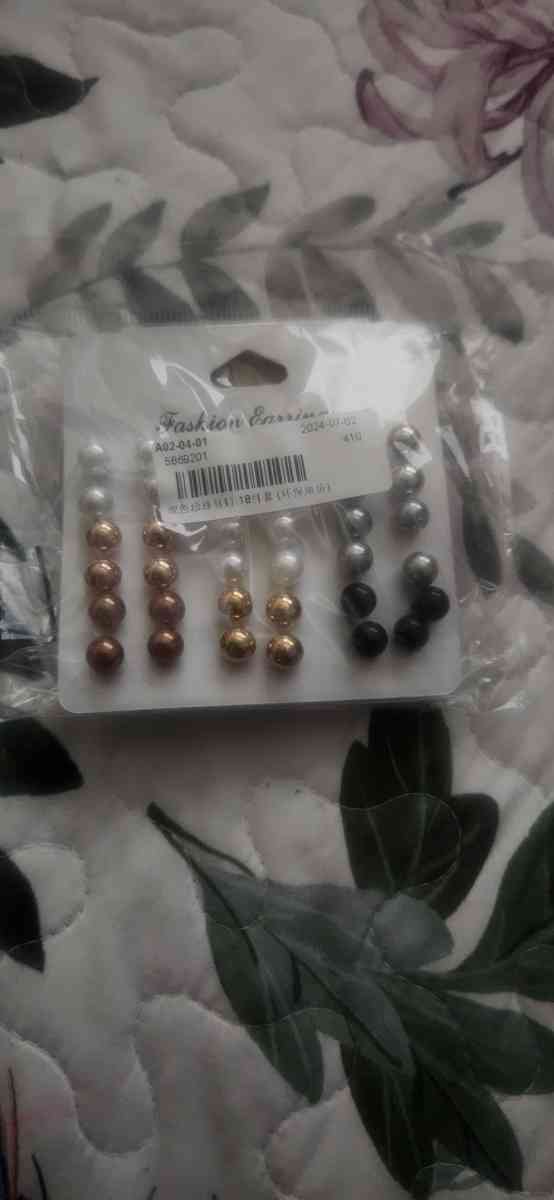 women jewelry - San Lorenzo, California - FleaMarketBay