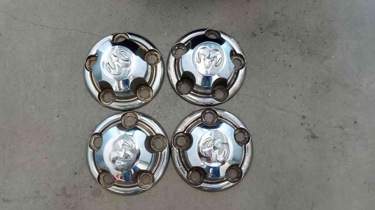 the set of 4 tires and wheels R 16 for DOdge ram 17 - Belmont, California - FleaMarketBay
