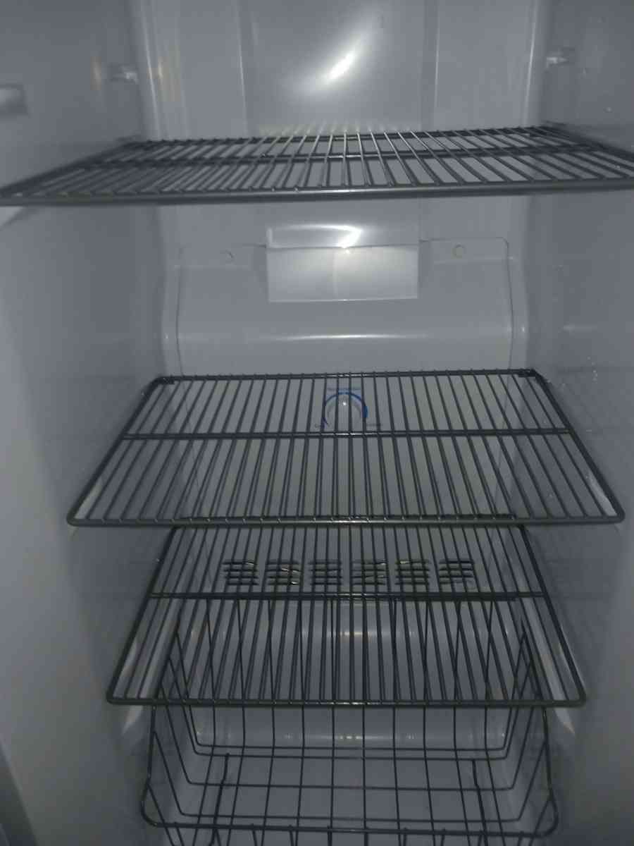 Stand up Freezer - Fort Valley, Georgia - FleaMarketBay