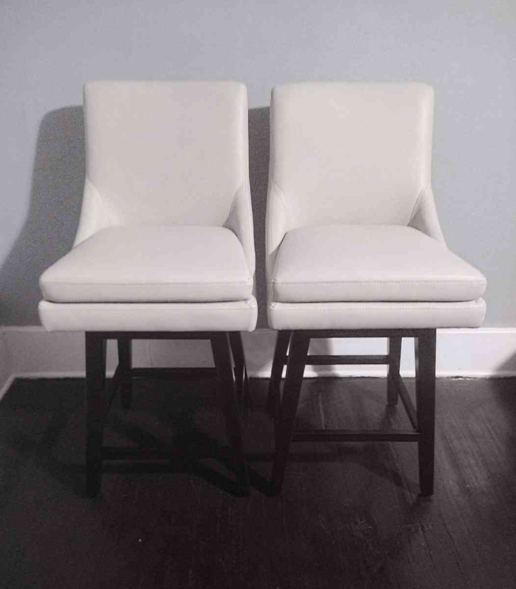 Lissa Light Gray Faux Leather Swive rCounter Stool Set - Detroit, Michigan
