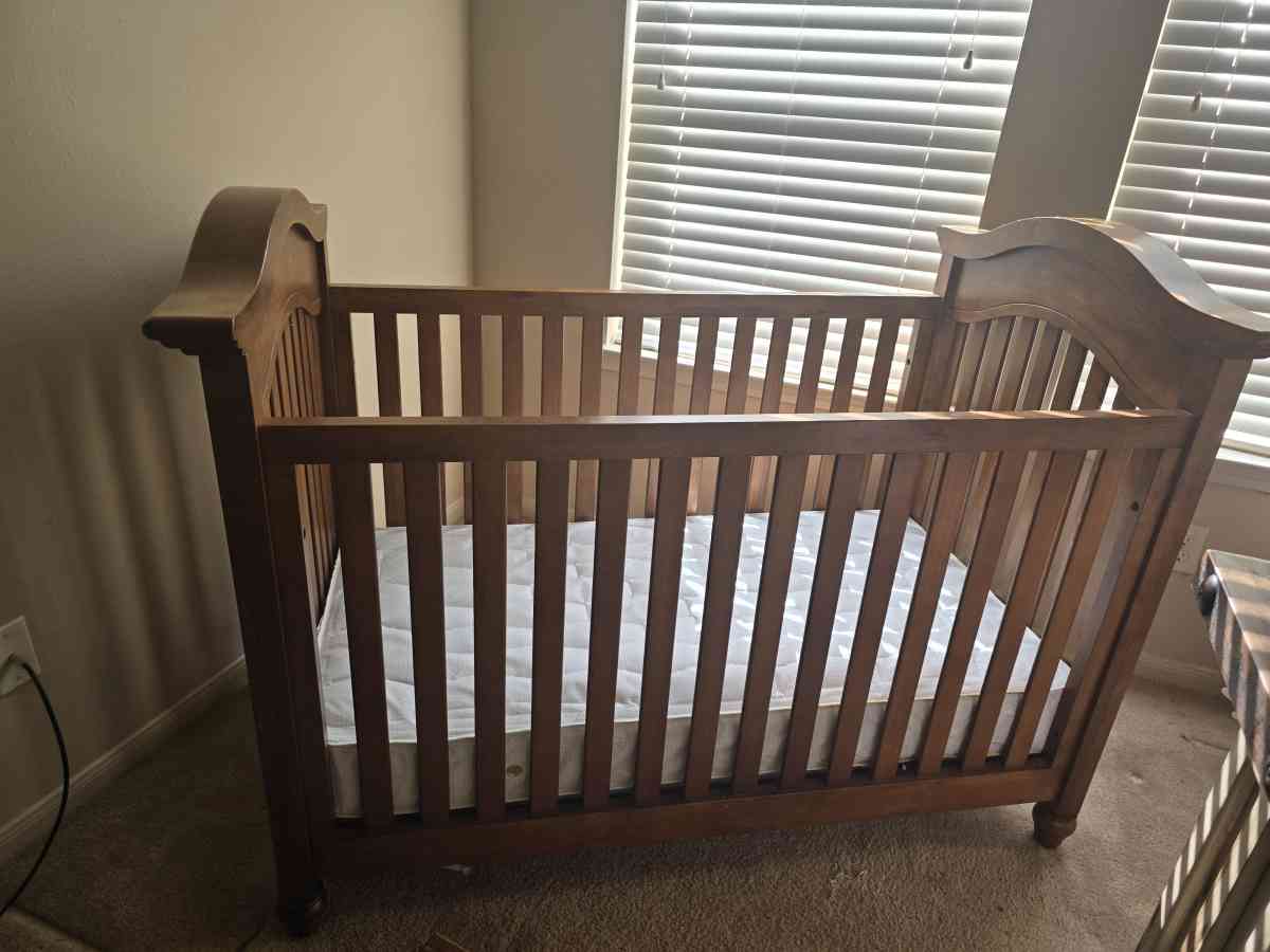 Baby Crib - Katy, Texas - FleaMarketBay
