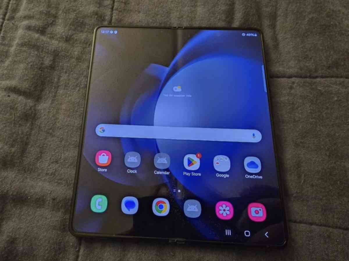 Galaxy Z Fold5 - Licking, Missouri - FleaMarketBay