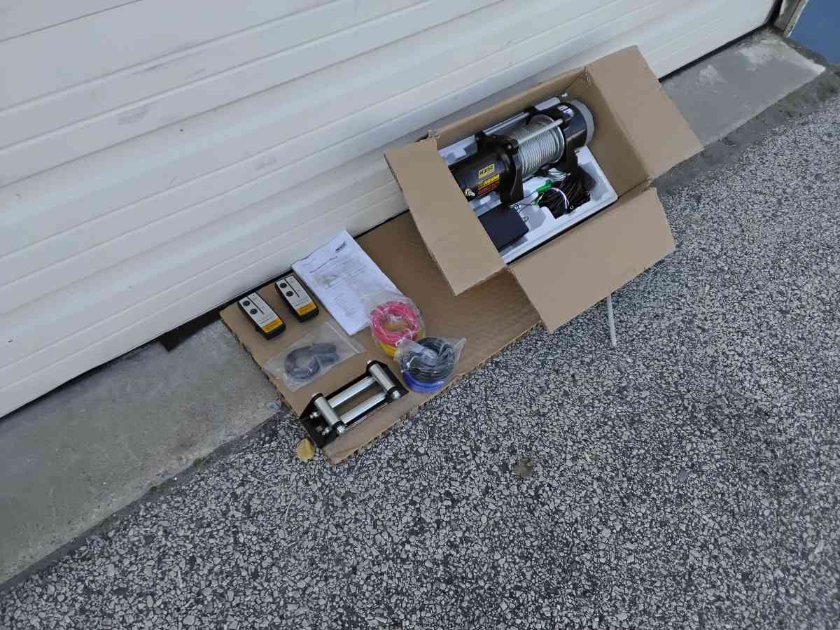 Nice Moose Aggro Electric Winch Model 4500 OEM New - Williamstown, New Jersey - FleaMarketBay