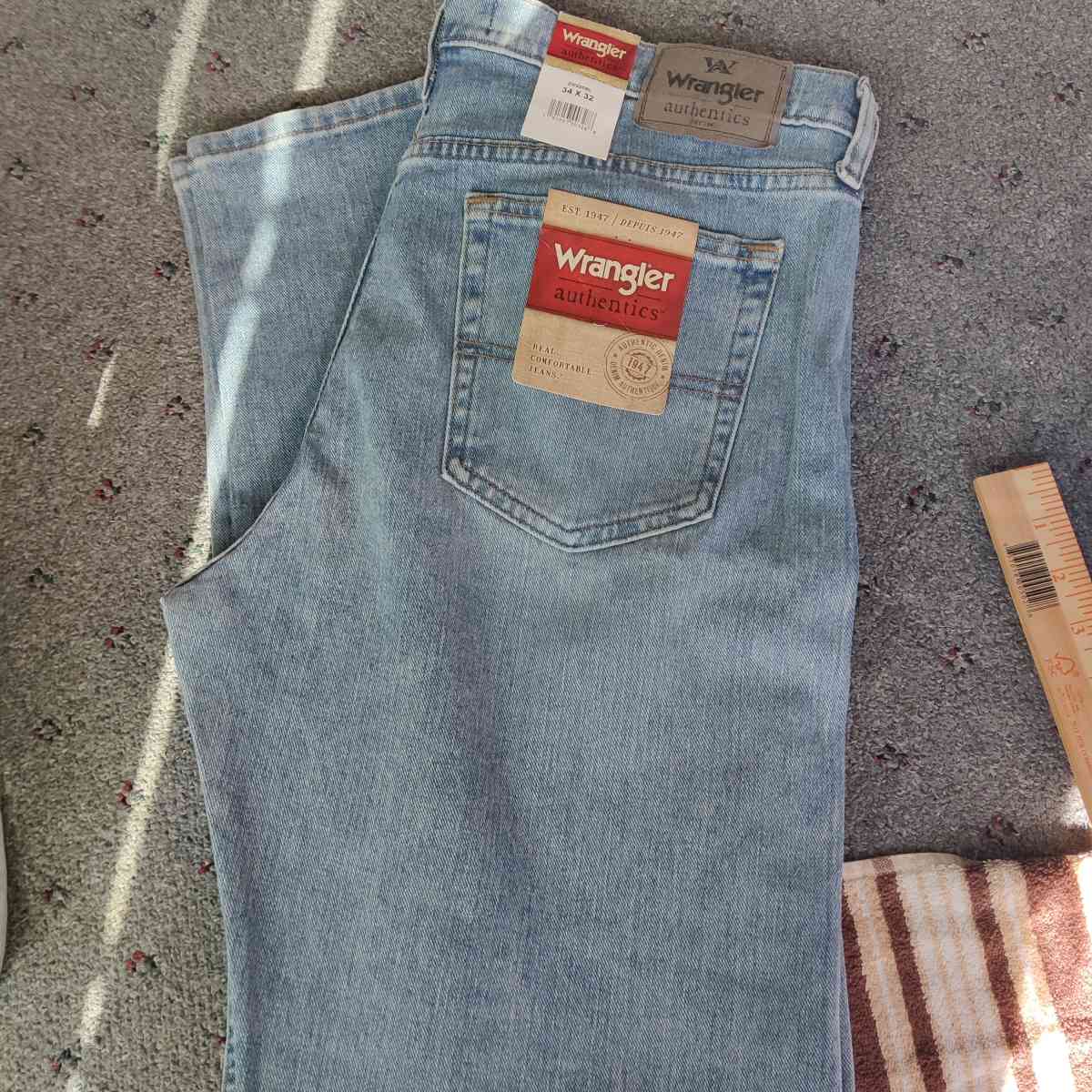 mens jeans - Sacramento, California - FleaMarketBay