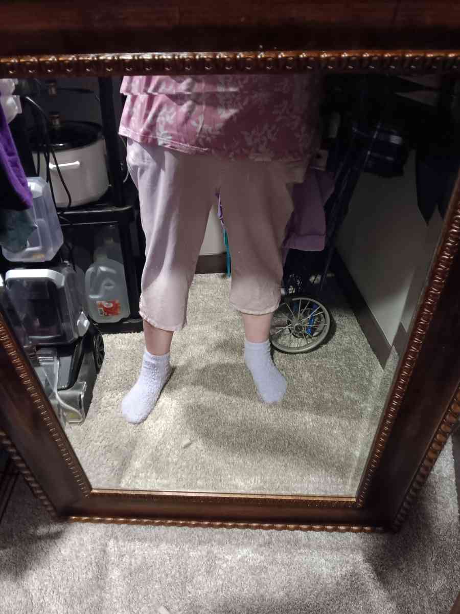 Mirror with Frame - Plainfield, Indiana - FleaMarketBay