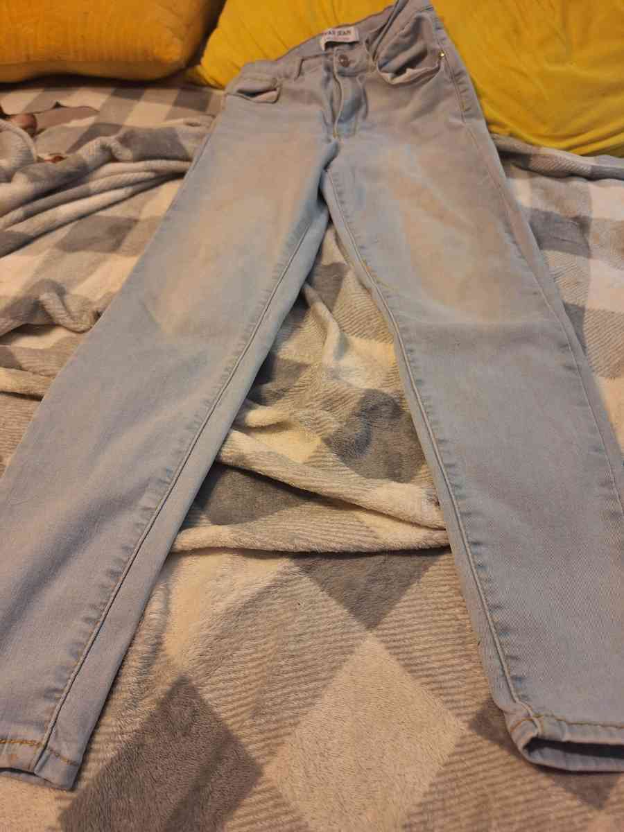 Ladies jeans - Berwick, Pennsylvania - FleaMarketBay