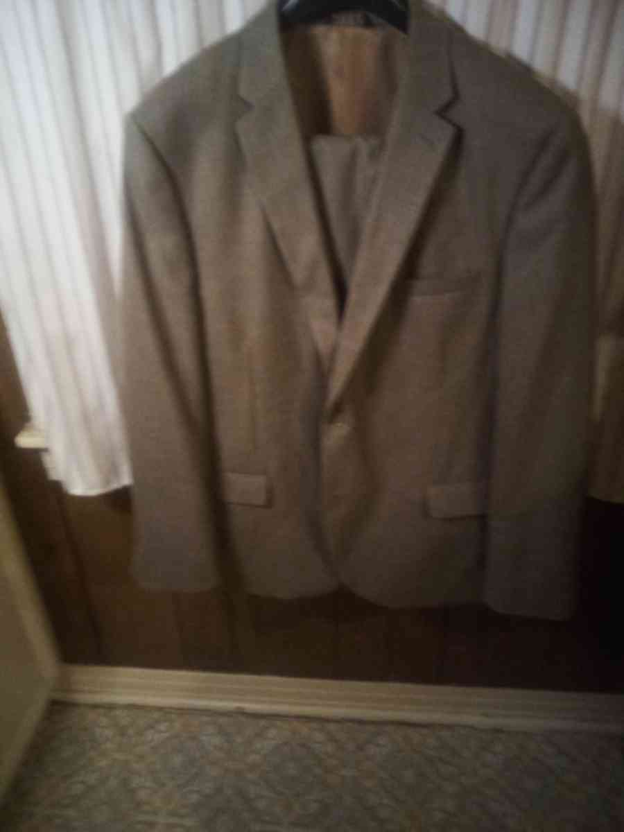 CARRAVELLI COLLECTION 42R Goldish color Power suit 485 - Dallas, Texas