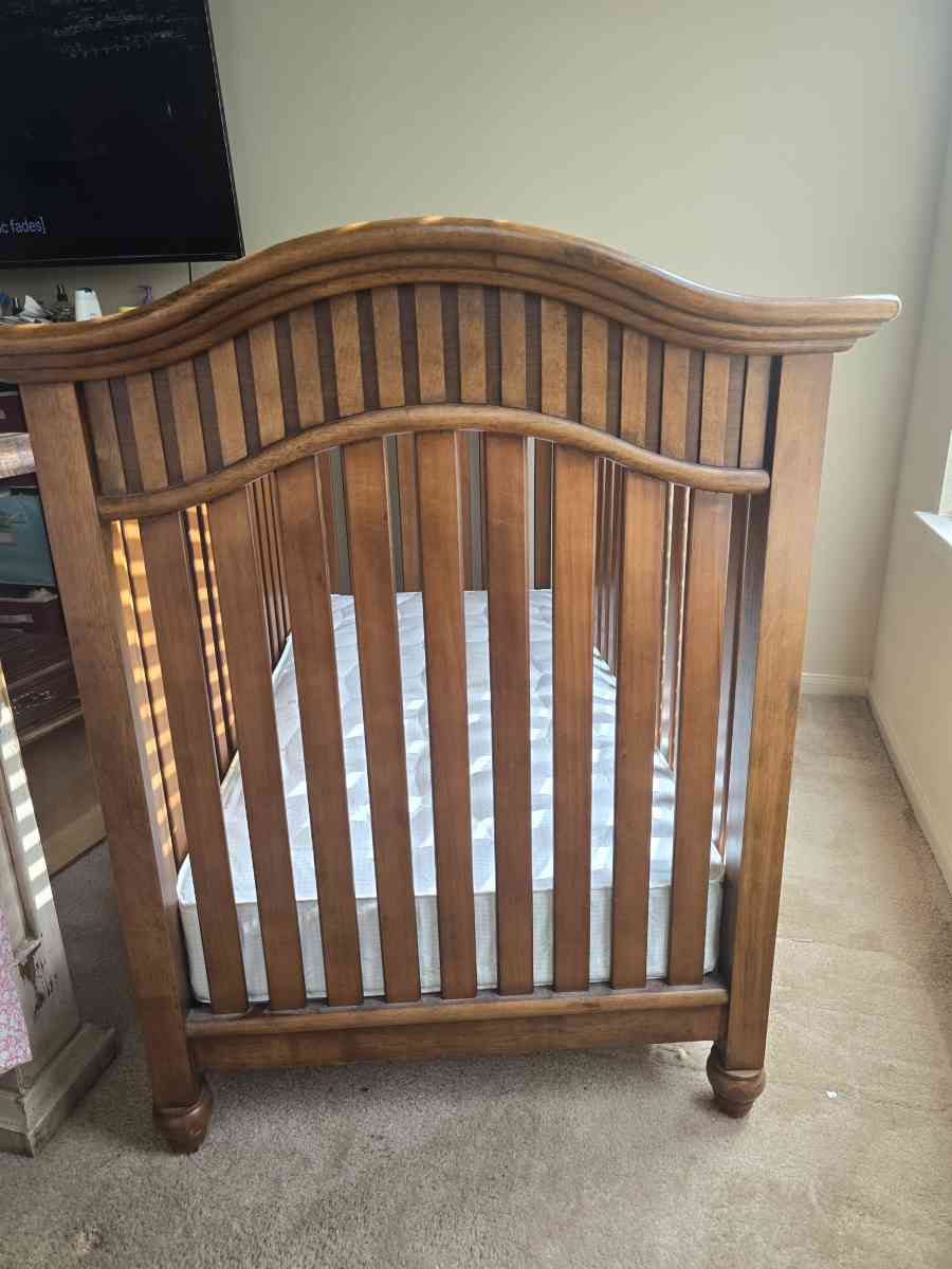 Baby Crib - Katy, Texas - FleaMarketBay